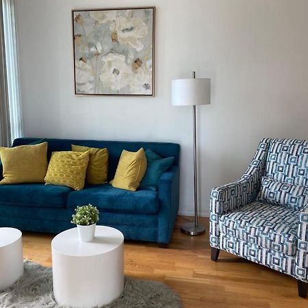 Toronto Cn Tower Maple Leaf Square Luxurious 2 Bedroom Condo מראה חיצוני תמונה
