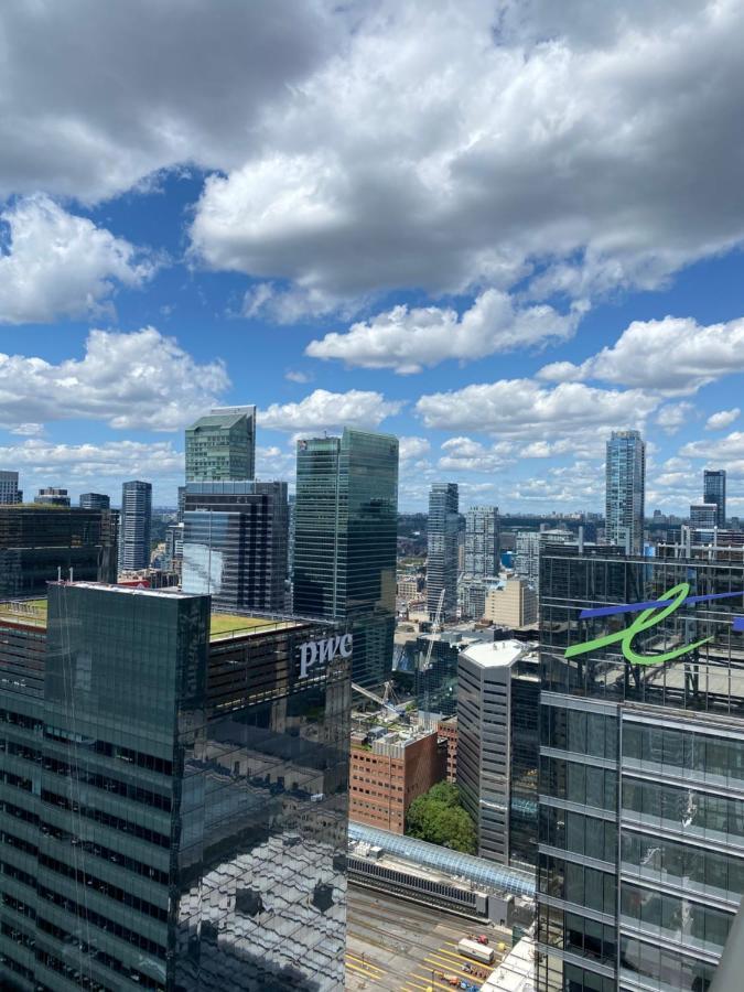 Toronto Cn Tower Maple Leaf Square Luxurious 2 Bedroom Condo מראה חיצוני תמונה